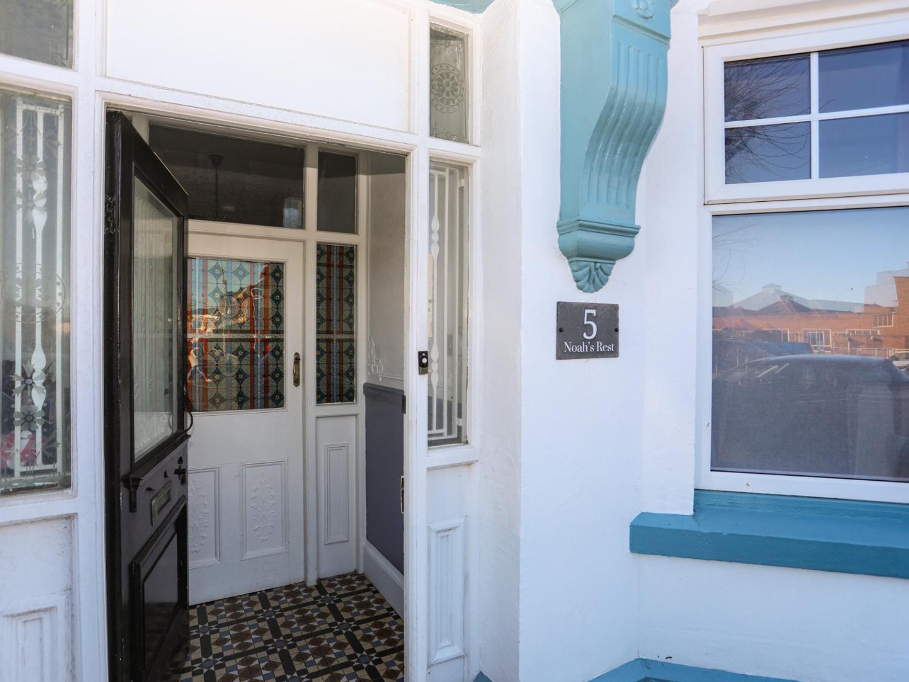 Noah'S Rest Villa Llandudno Exterior photo
